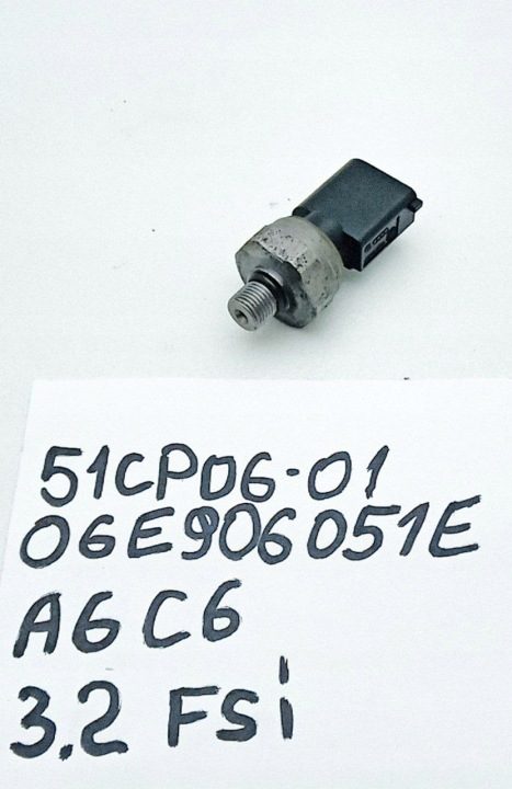 51CP06-01 OE ДАТЧИК ДАВЛЕНИЯ ТОПЛИВА В LISTWE ТОПЛИВНОГО BOSCH, фото 1