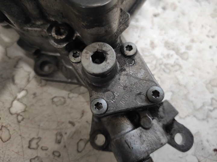 SEAT ALTEA 04- 1.9 TDI НАСОС ВАКУУМНЫЙ 038145209K, фото 4