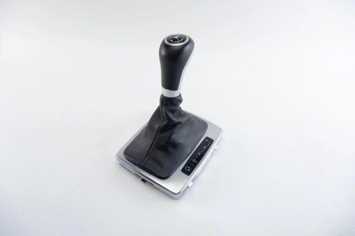 Пыльника Ручка Mercedes C W204 Рестайлинг 2011-2014 2.2 CDI 170 л.с. A2042674988Q1, фото 1