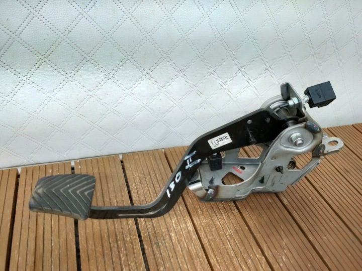 HYUNDAI I30 II 11-16 ПЕДАЛЬ СЦЕПЛЕНИЯ ЕВРОПА OE 32802-A6400, фото 2
