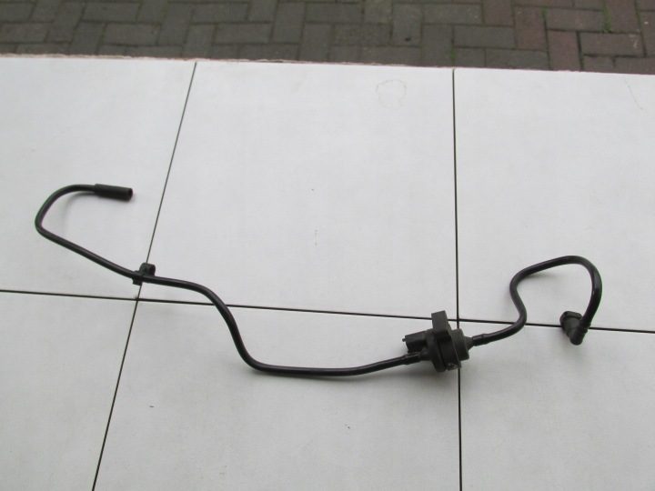 Вакуумная трубка Volvo Ford 1.8 2.0 16V 2007 г., фото 2