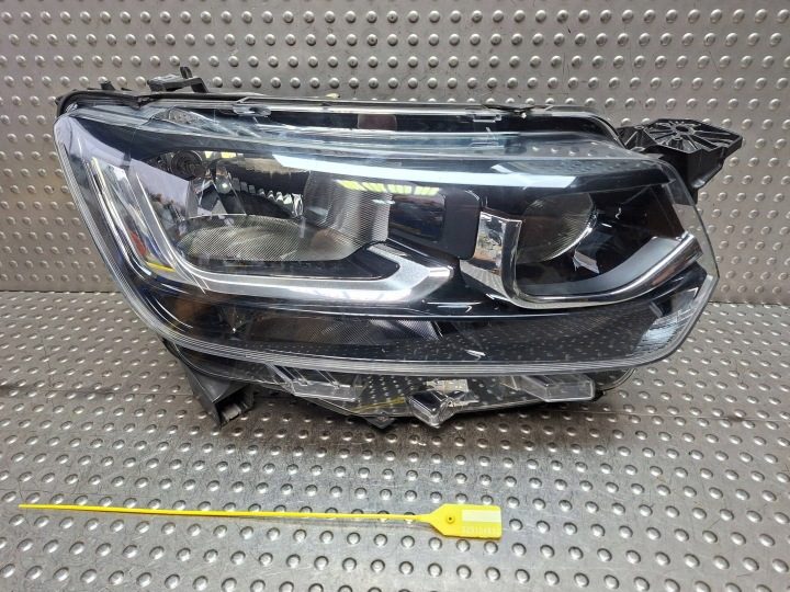 Фара передняя правая Toyota Proace City Verso 19-23 EU 73278215, фото 1