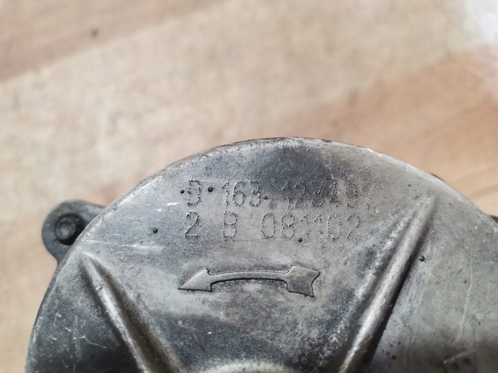 Laguna II 1.9 DCI насос вакуумный, фото 2