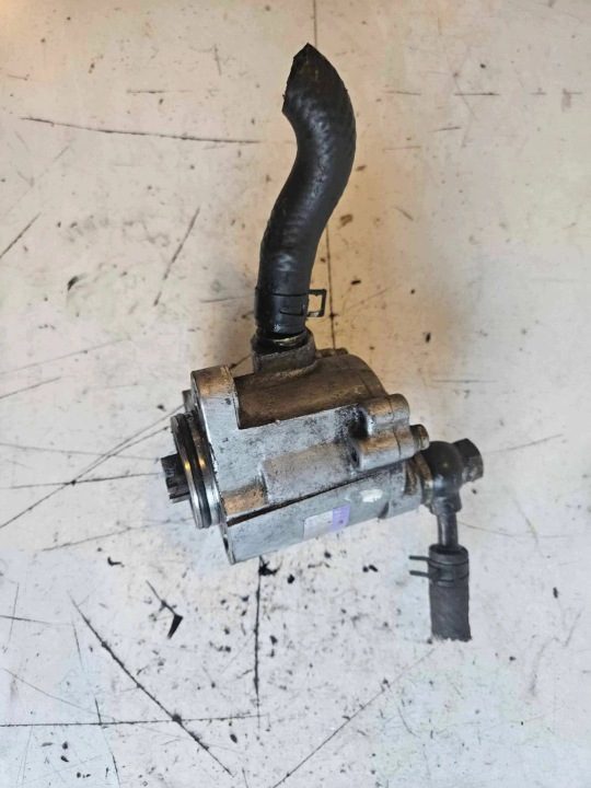 Вакуумный насос Toyota Avensis Verso 081000-2740, фото 1