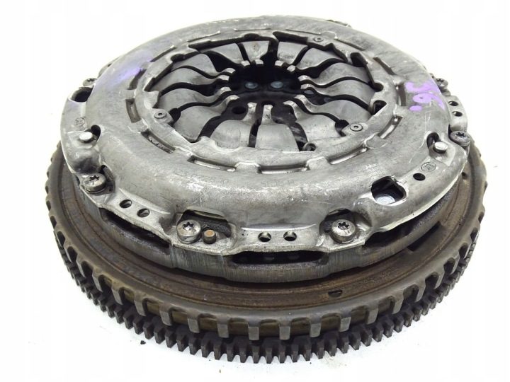 СЦЕПЛЕНИЕ КОМПЛЕКТ ДВУХМАССОВЫЙ МАХОВИК NISSAN JUKE F15 1.2 DIG-T 123072810, фото 2
