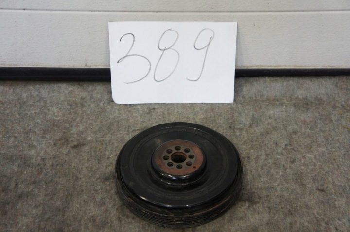 № 389 Шкив Wielorowkowe Audi A6 4G0 3,0TDI Рестайлинг, фото 1
