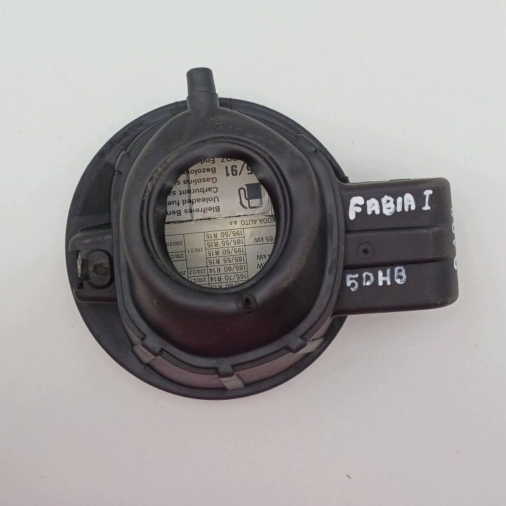 Лючок горловины бензобака Skoda Fabia MK1 хэтчбек краска: 9102 6Y6809857B NR55, фото 9
