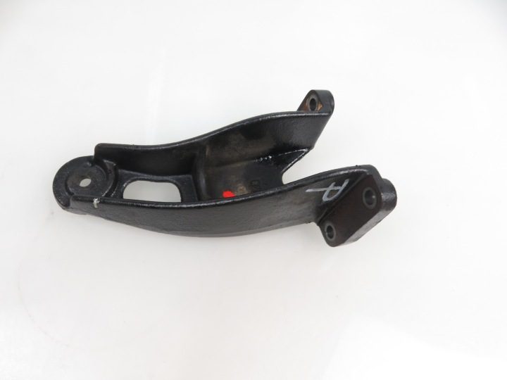 КРОНШТЕЙН ДВИГАТЕЛЯ SUZUKI GRAND VITARA I (FT, HT) 2.0 TD, фото 1