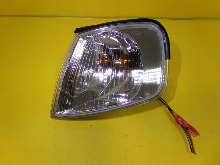Поворотник левый передний Audi A3 8L 18-5316B NR158, фото 1
