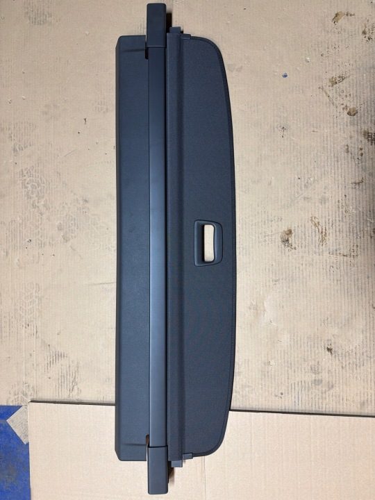 Шторка задняя багажника оригинал 3J0867871 VW Passat B9 универсал 25 г., фото 1