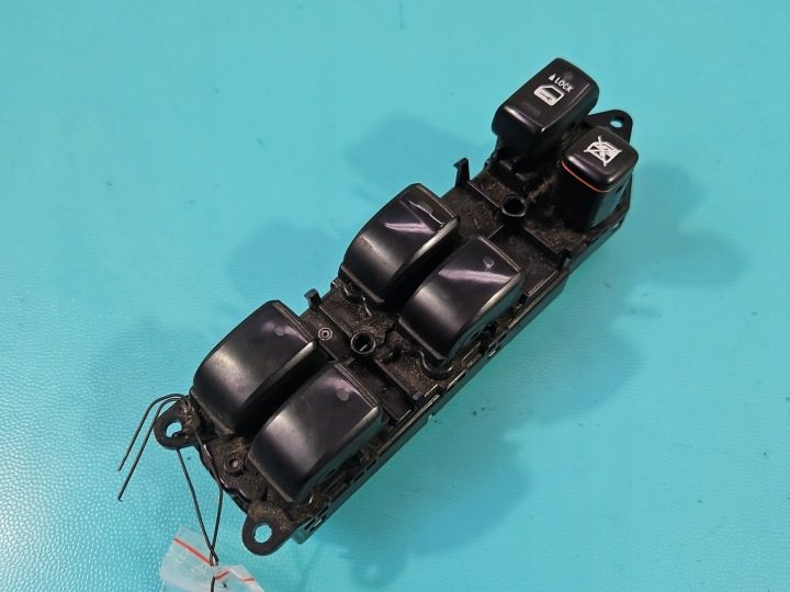 БЛОК КНОПОК СТЕКЛОПОДЪЕМНИКОВ LEXUS RX II 03-08 84040-48140 EU, фото 1