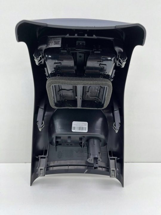 Volvo XC40 центральный тоннель дефлектор обдува задний 31469030, фото 8