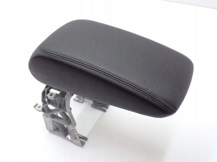ПОДЛОКОТНИК БАРДАЧОК КОЖА ЕВРОПА 8V0864283E AUDI A3 8V РЕСТАЙЛИНГ 20 г., фото 1
