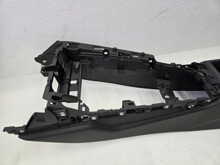 Audi A4 B9 центральный тоннель подлокотник европа 8W0864283A, фото 3