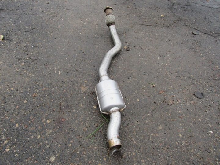 Глушитель средний Audi A5 8T 8F 4.2 FSI 8K0253211C, фото 1