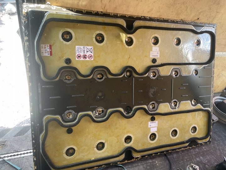 VW ID3 ID4 крышка батареи 1EA804825L оригинал идеальный, фото 4