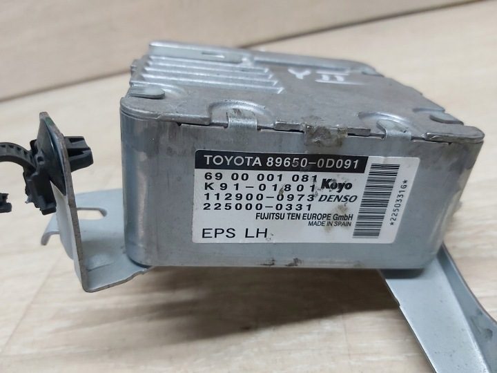 Toyota Yaris II 06-11r блок управления гидроусилителя руля 89650-0D091, фото 3