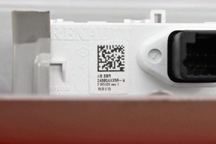 Плафон освещения салона передний 739481161R 283128032R Renault ZOE I 12-19, фото 8