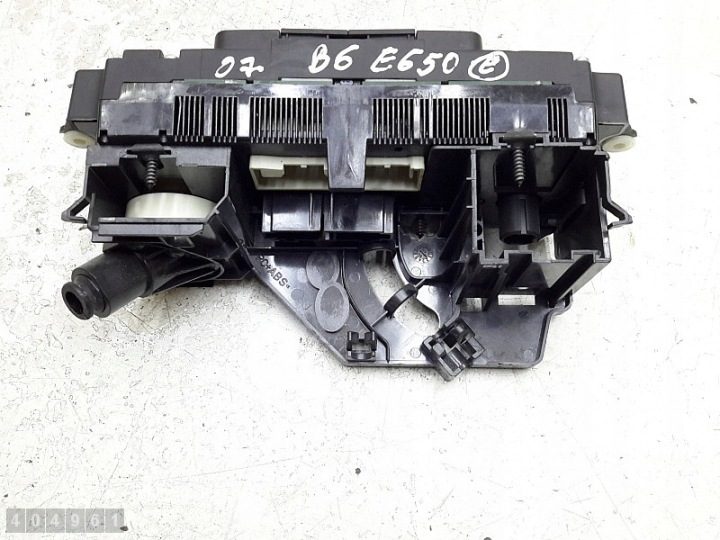 2007 VW Passat Модуль управления кондиционером 74730964, фото 4