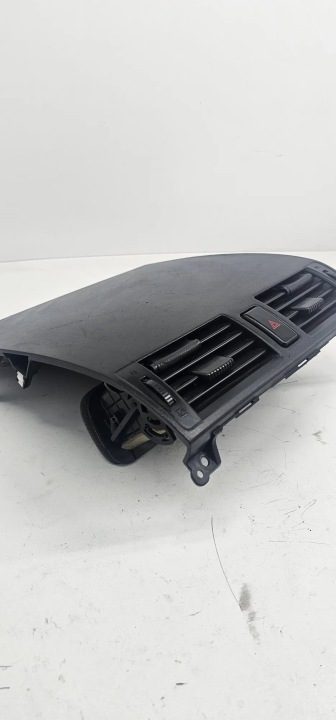 Воздухозаборник консоли MAZDA 3 (BK) B32H55311 1.6L дизель 80 кВт 2006, фото 7