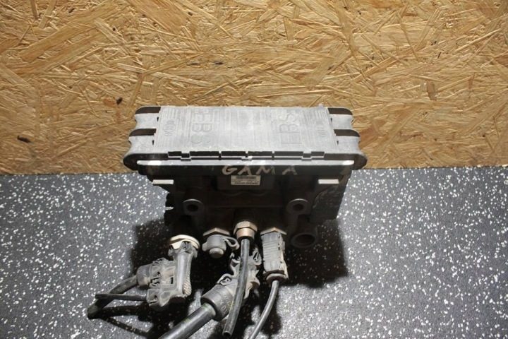 Renault Gama T Range клапан тормозной модулятор EBS задний K046789 21327350, фото 1