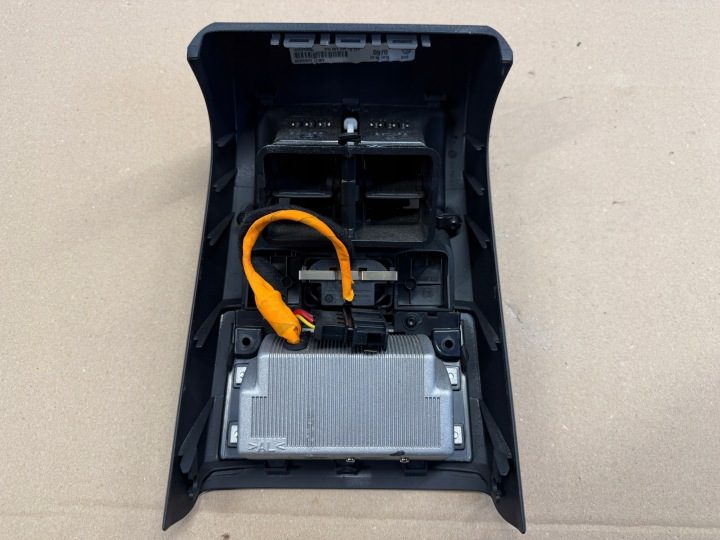 VW PASSAT B6 ДЕФЛЕКТОР ОБДУВА ЗАДНИЙ СРЕДНИЙ 230V 3C0864298CB 3C0907155C, фото 5