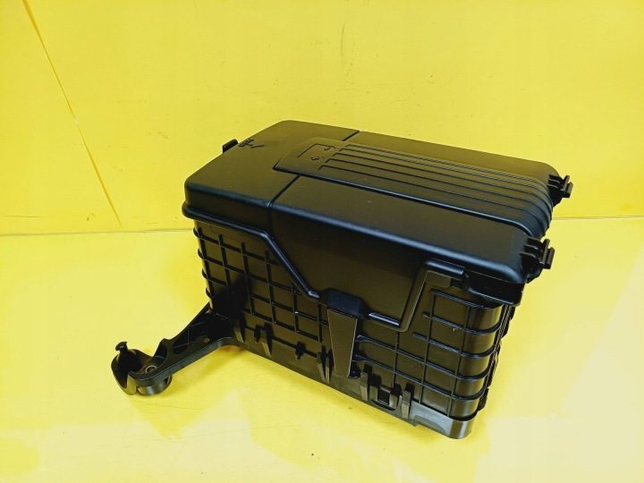 Корпус на аккумулятор в сборе VW Golf V 1K0915336B / 1K0915443C NR4, фото 1