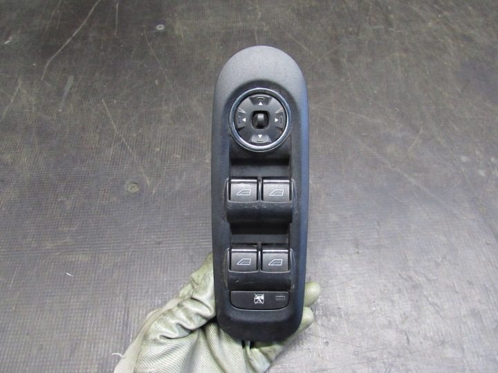 Кнопка стеклоподъемника Ford Mondeo MK4 07-14 A2404970029, фото 1
