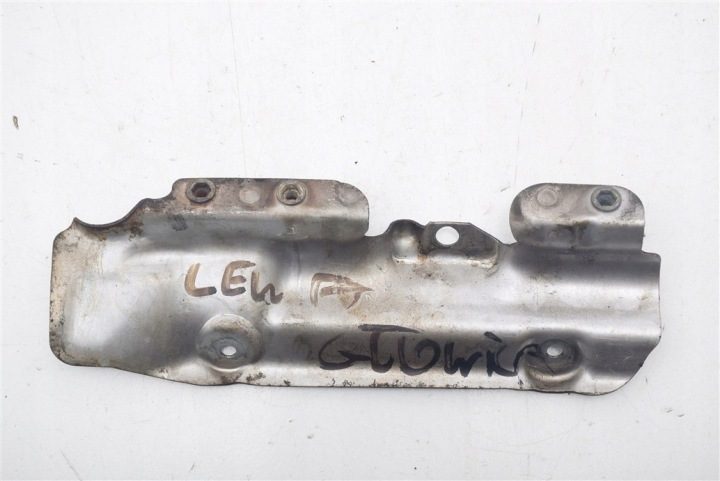 BMW E70 X5M E71 X6M S63 555 л.с. ТЕПЛОЗАЩИТНЫЙ ЭКРАН, фото 2