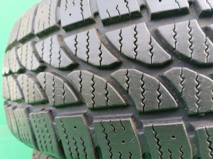 Шина зимняя Riken Cargo Winter 215/70R15 109 R сцепление на снегу (3PMSF), фото 2