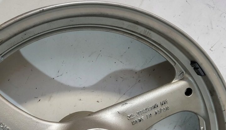Диск передний 17"x3,00" Suzuki GSF 400 BANDIT 1991-1997r, фото 3