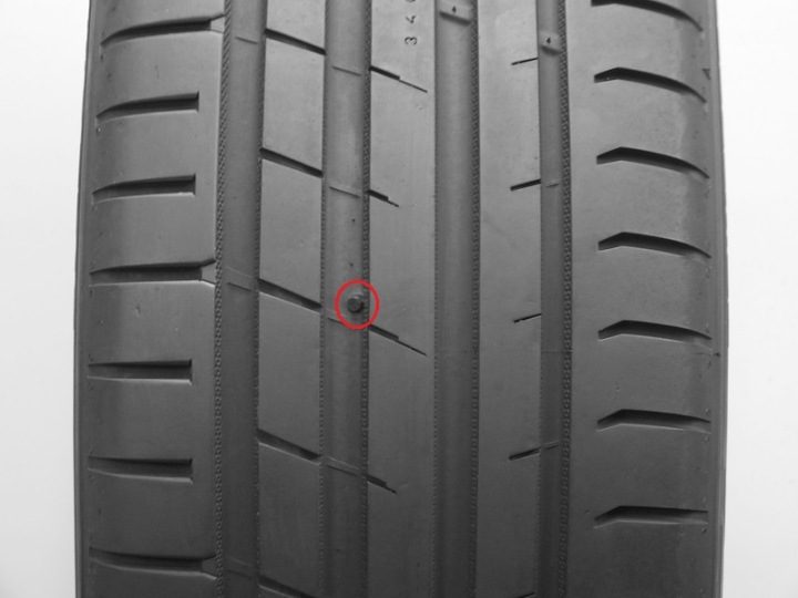 Шина летняя Nokian Tyres Powerproof 1 245/40ZR19 98 Y защита диска, усилитель (XL), фото 2