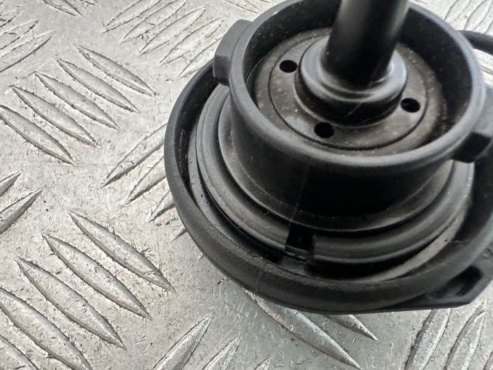 VW AUDI КРЫШКА ГОРЛОВИНЫ БЕНЗОБАКА 3C0201553E, фото 13