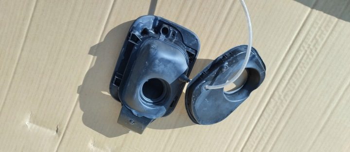 ЛЮЧОК ГОРЛОВИНЫ БЕНЗОБАКА VOLKSWAGEN VW T-ROC 1,5 TSI КАБРИОЛЕТ 2GC809799, фото 2