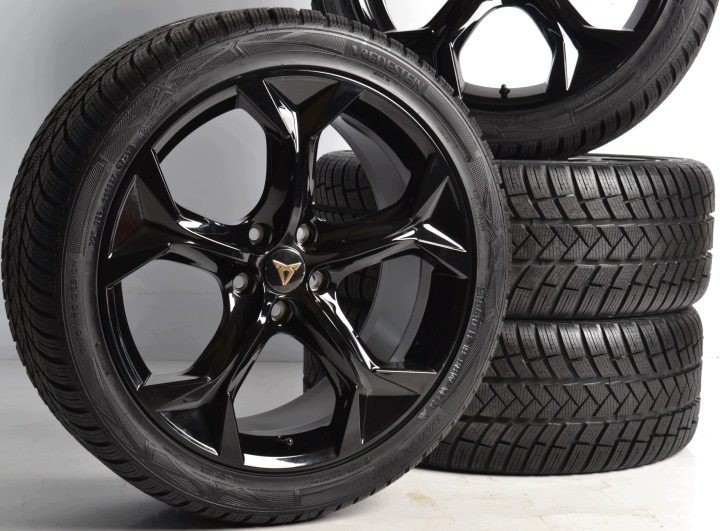 Колеса зимние 19" 5X112 оригинал Cupra Formentor Vredestein 245/40/19 зима, фото 3