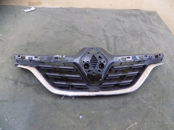 Решетка радиатора Renault Captur II 19- 623105565R хром целый, фото 1