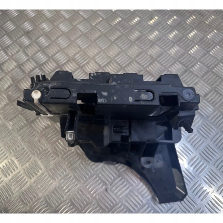 Запчасти моторного отсека BMW 3 (F30, F80) 8642422 2.0L гибрид 185 кВт 2017, фото 15