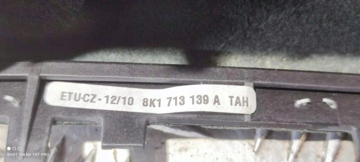 Ручка переключения передач AUDI Q5 (8R) 8K1713139 2.0L дизель 2011, фото 1