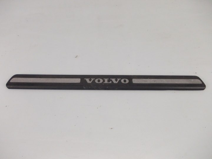 Накладка порога Volvo s40 2,0 дизель 2005 год, фото 1