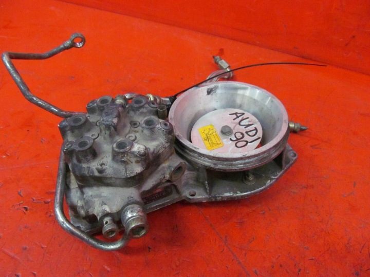 Audi 90 2.0 бензин топливная рампа 0438100151 034133353K 0438120210, фото 2