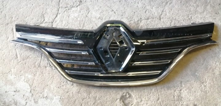 RENAULT MEGANE IV РЕШЕТКА РАДИАТОРА 622563114R, фото 1