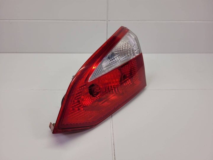 Фонарь задний в крышку правый сторона Ford Focus 3 рестайлинг 2017 BM51-13A602-B, фото 4