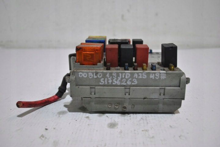 Блок предохранителей Fiat OE 51756263, фото 4