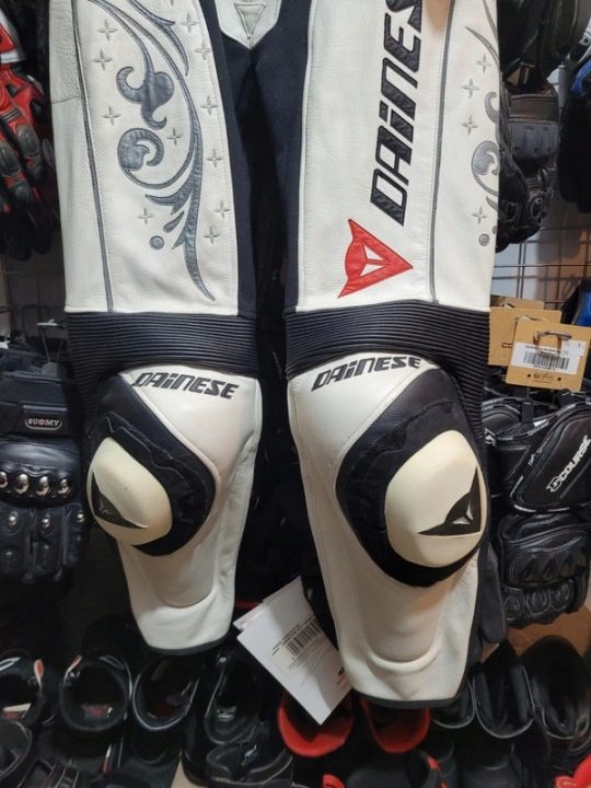 Комбинезон мотоциклетный женский кожаный DAINESE Yu Div Lady 40, фото 5