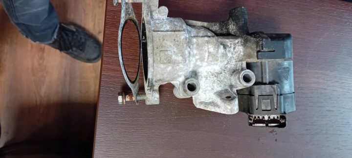 КЛАПАН EGR 2.0 HDI TDCI CITROEN C4 C5 JUMPY FIAT SCUDO ULYSSE FORD C-MAX, фото 2