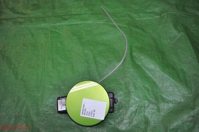 Лючок горловины бензобака VW Scirocco рестайлинг г. 1K8809857C, фото 1
