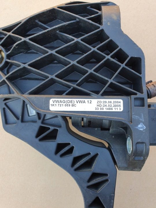 ПЕДАЛЬ СЦЕПЛЕНИЯ НАСОС КРОНШТЕЙН VW GOLF V 1K AUDI A3 8P SEAT 1P SKODA OE EU, фото 5