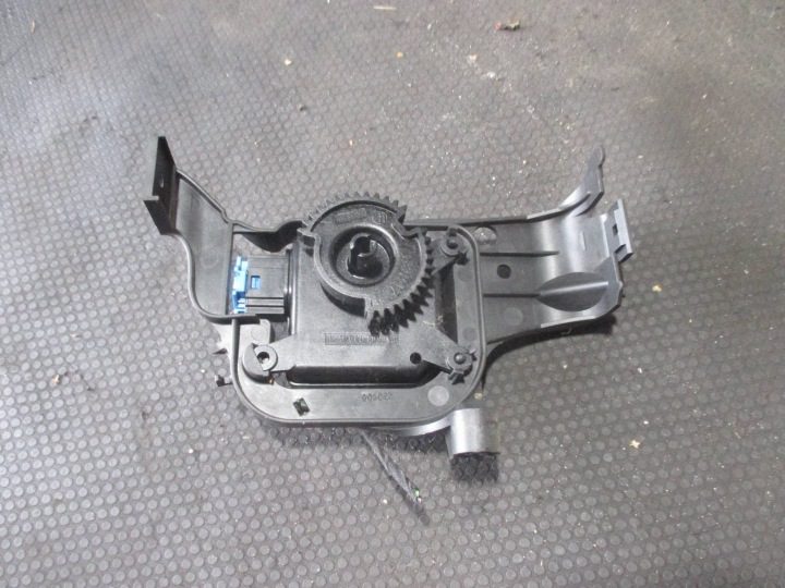 Моторчик заслонок обдува Seat Ibiza IV (6J,6P) 309368201, фото 1