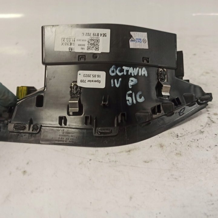 SKODA OCTAVIA IV ДЕФЛЕКТОР ОБДУВА ПРАВЫЙ 5E4819702C, фото 9