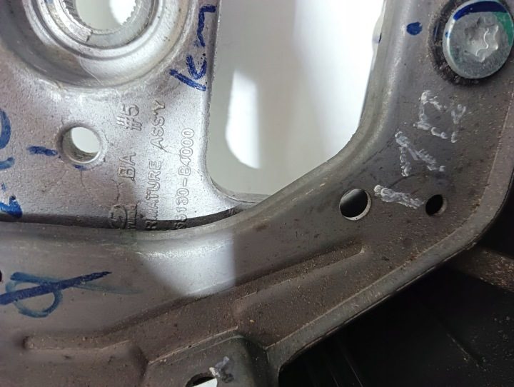 Руль Мультифункциональный HYUNDAI i10 II 56100-B9040, фото 2